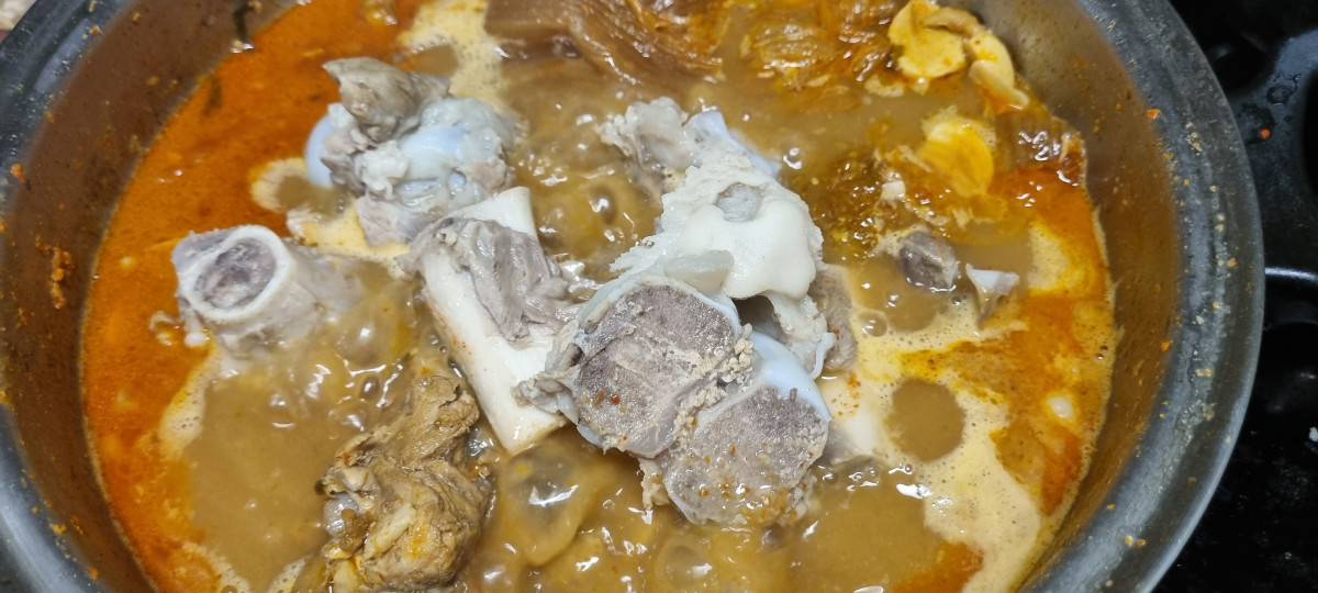 (1+1)화순 재래토종 흑돼지 대패삼겹살 300g (급속냉동)