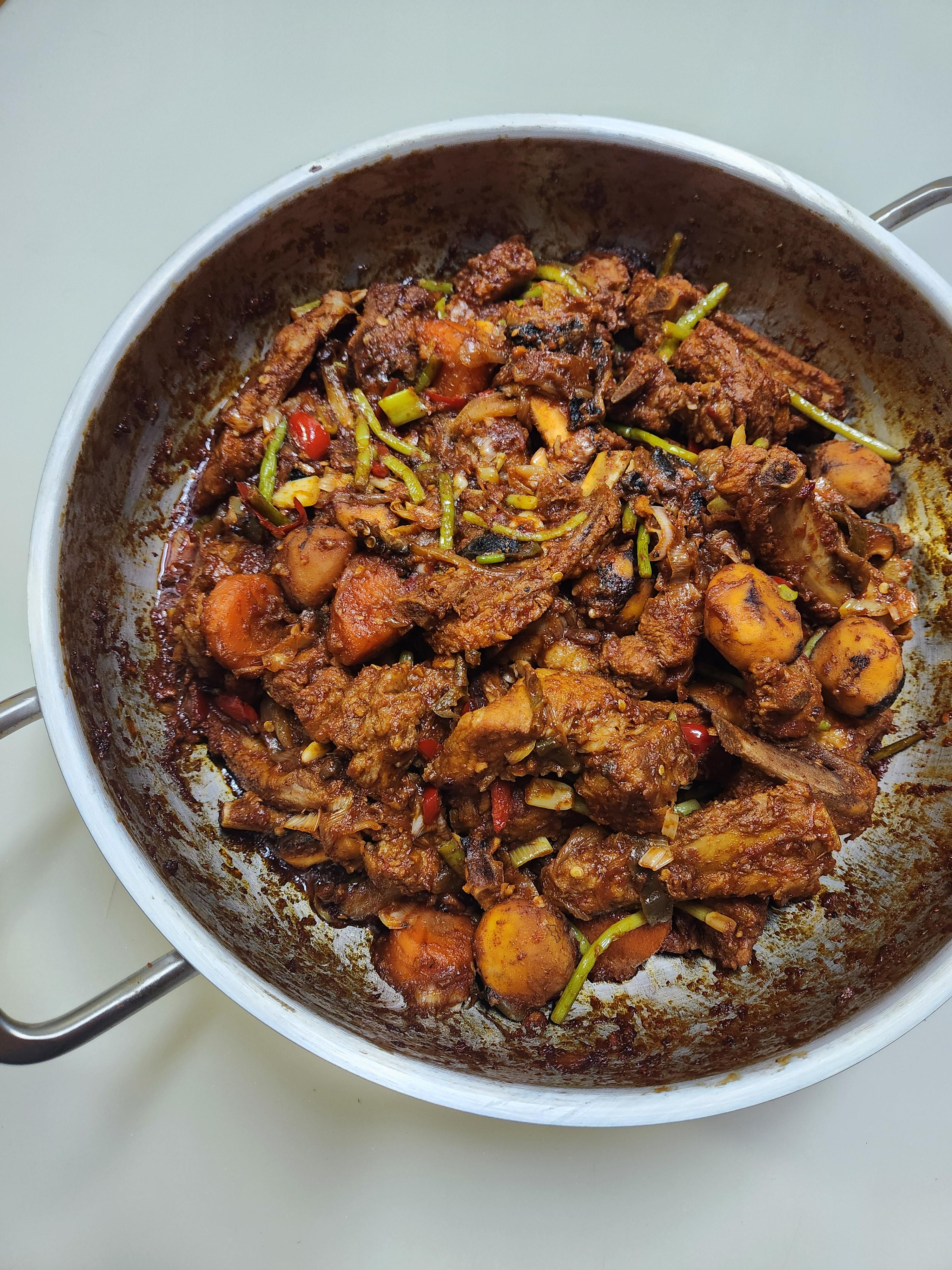 화순 재래토종 흑돼지 찜갈비 600g