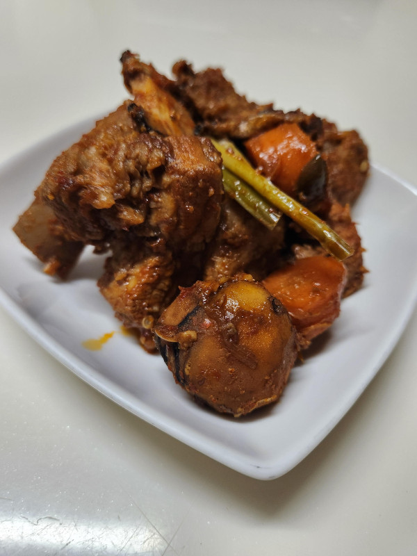 화순 재래토종 흑돼지 찜갈비 600g